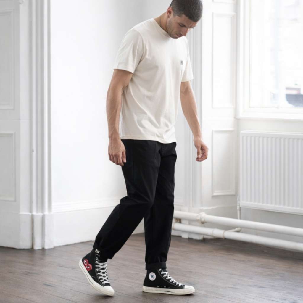 model wearing paradaiza pinch chinos