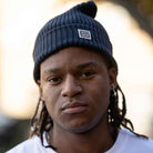 model wears paradaiza beanie