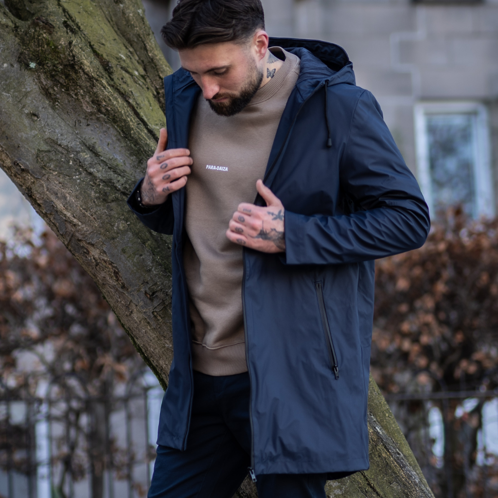 model wears paradaiza navy parka 