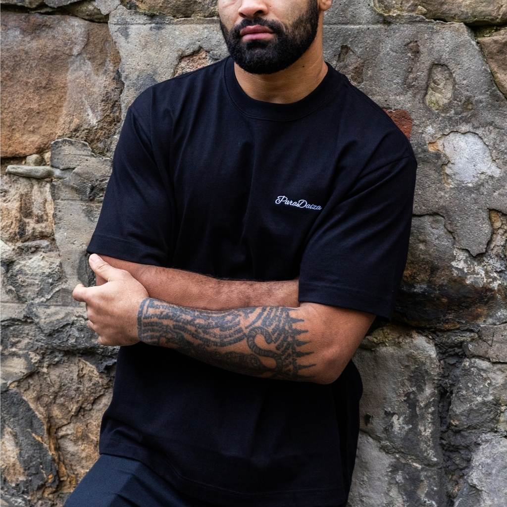 Black PARADAIZA  t-shirt with a logo 