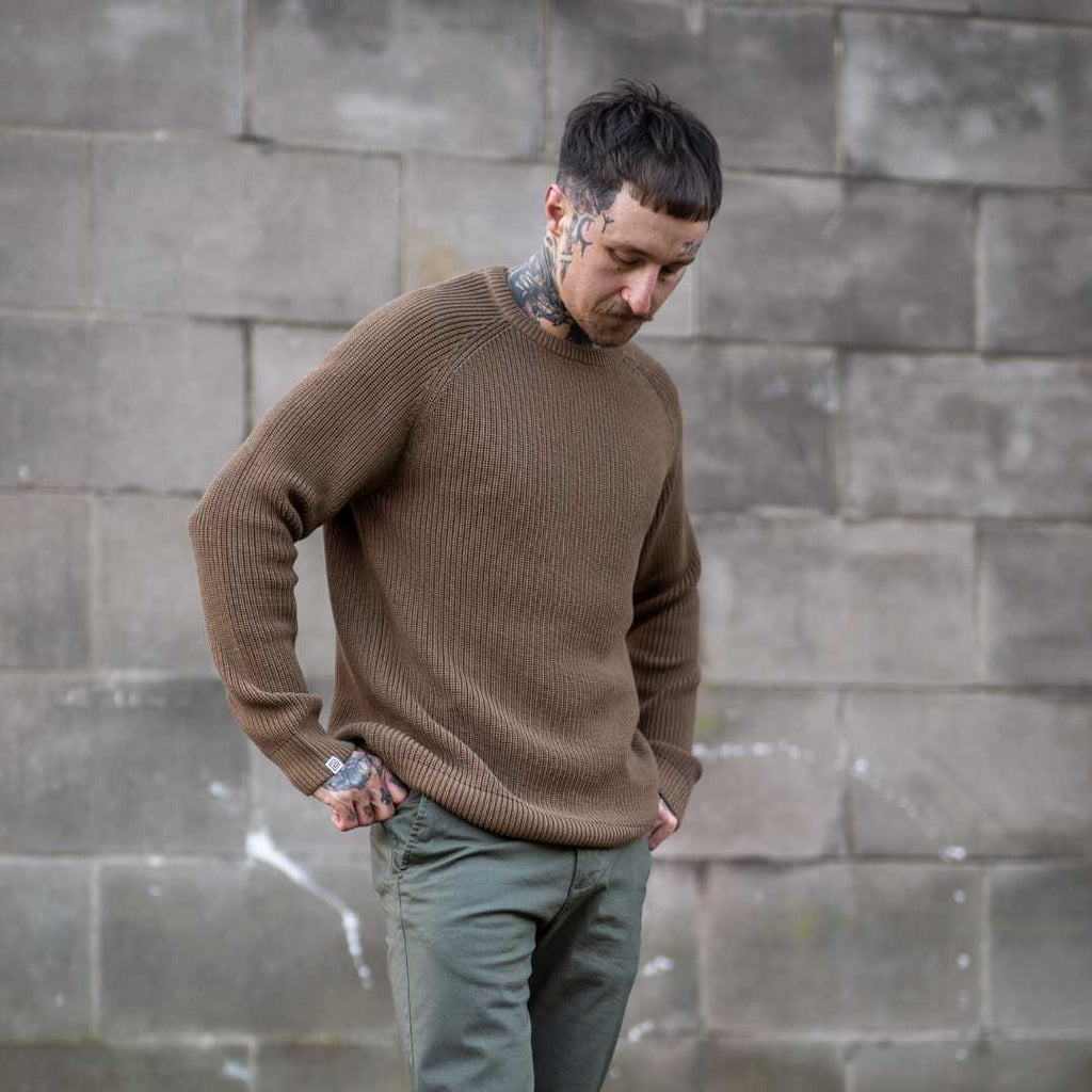 Model wears a paradaiza fishermans knit 