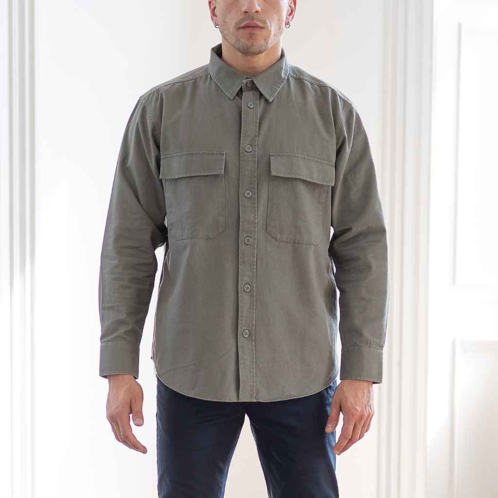 model wears paradaiza overshirt khaki