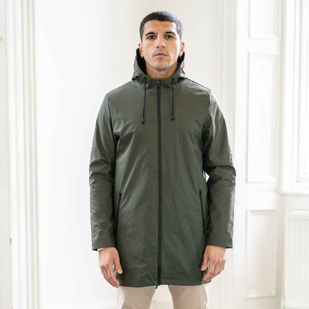 model  wears Para Parka|Khaki - Paradaiza