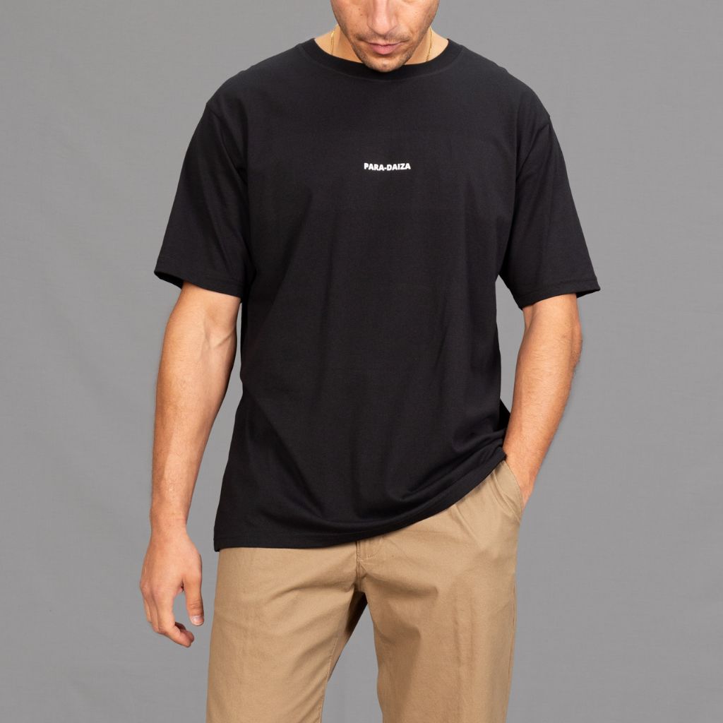 oversized black tee with para-daiza branding