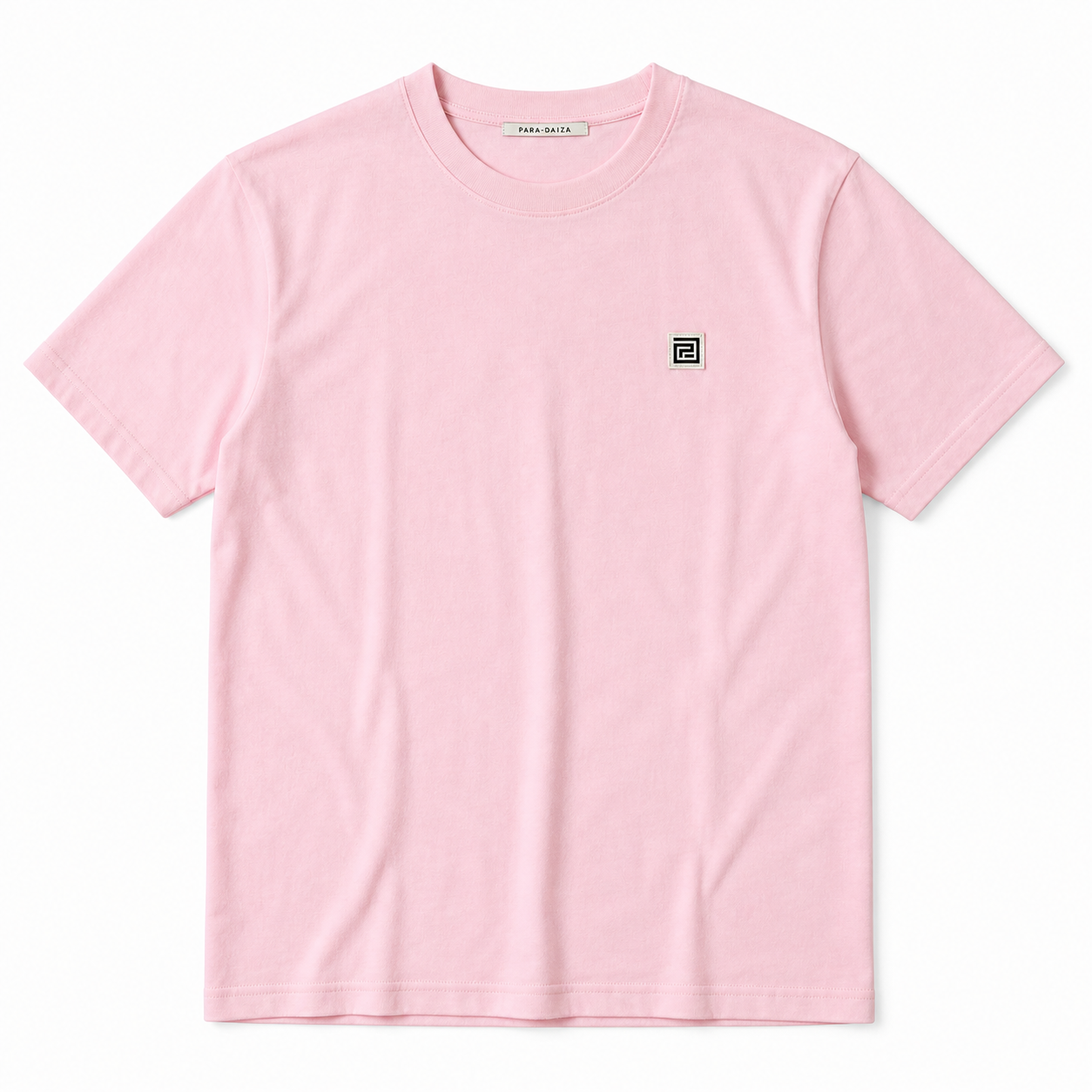 paradaiza Pink t-shirt a small logo on a white background