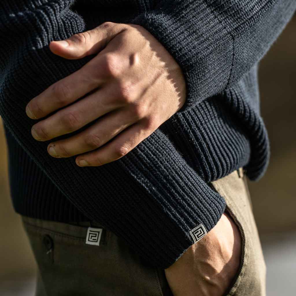 Fisherman Knit in Navy | Paradaiza – PARA-DAIZA