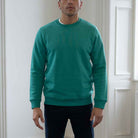 model wears paradaiza green sweat 