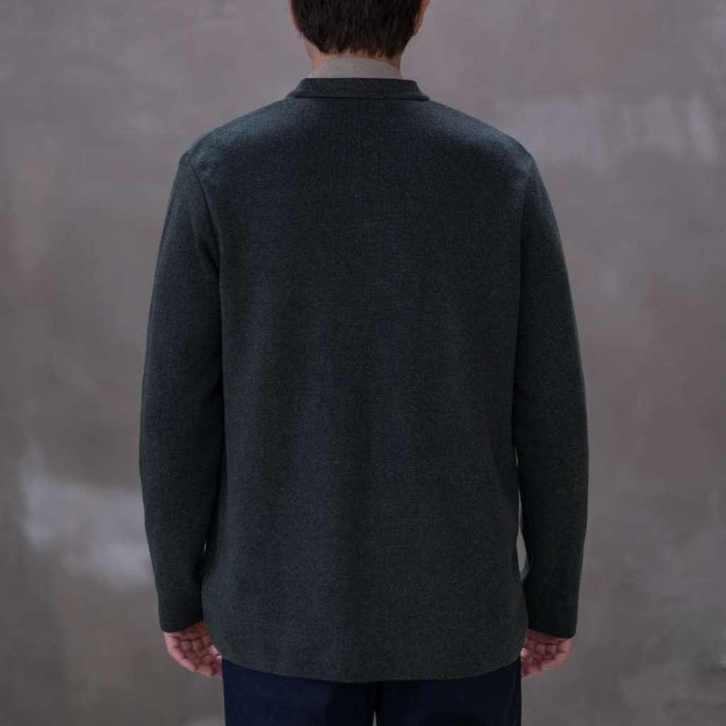 Man wearing a paradaiza khaki blazer 