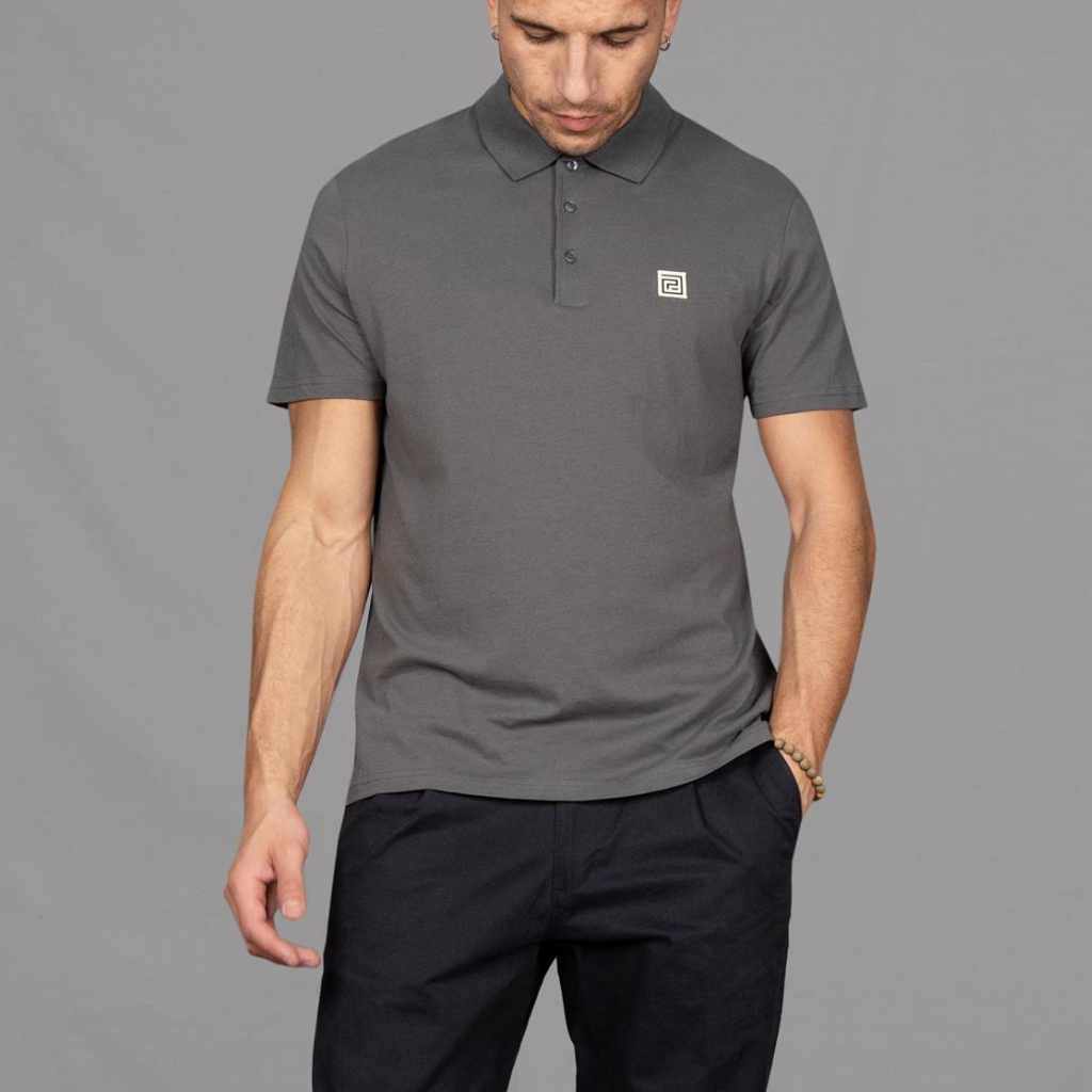 Para-Daiza Grey Core Polo Shirt with signature pinch chino