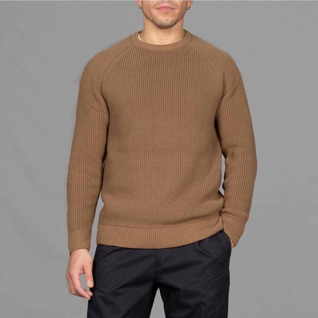 The PARA-DAIZA fisherman's knit in brown